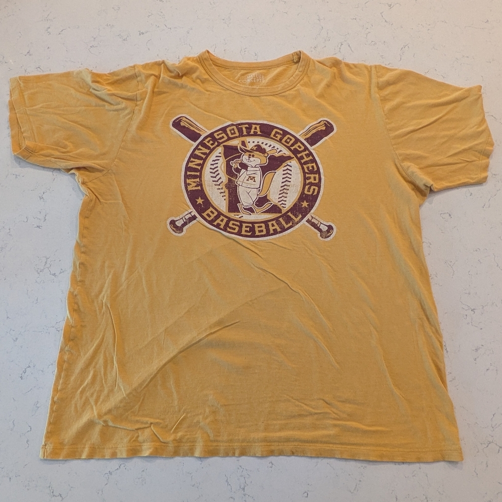 Signature Concepts Men’s XXL 2XL Short Sleeve T-shirt Minnesota Golden Gophers